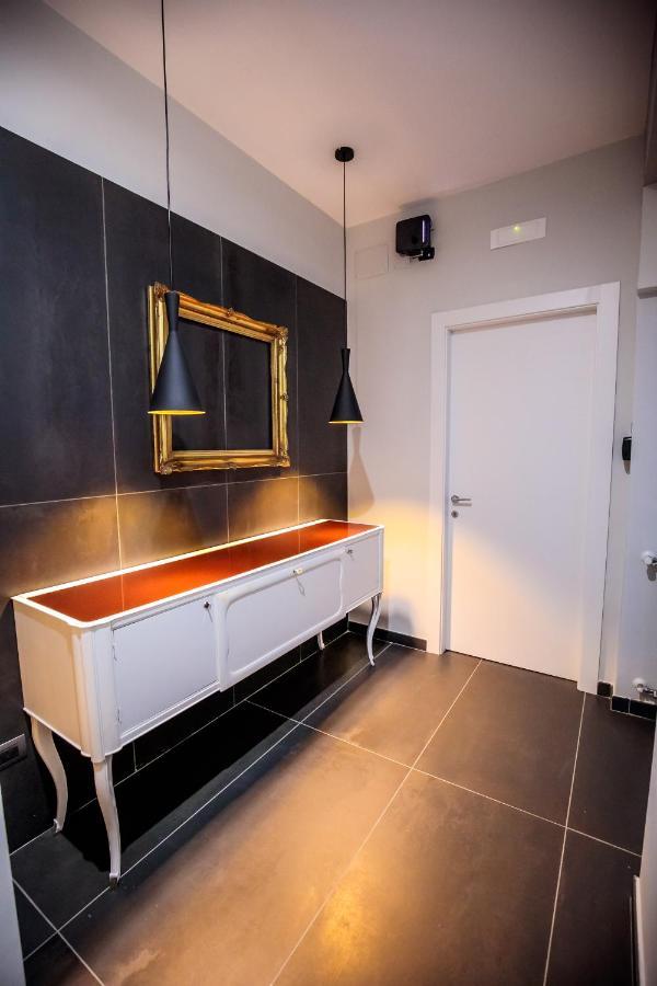Medusa Cilea Guest House Νάπολη Εξωτερικό φωτογραφία
