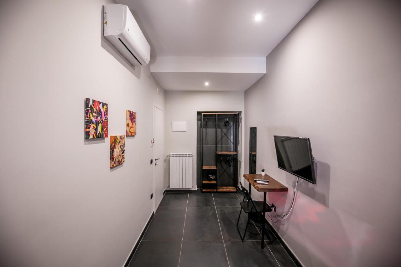 Medusa Cilea Guest House Νάπολη Εξωτερικό φωτογραφία
